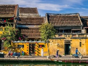 HÀ NỘI - ĐÀ NẴNG – HUẾ – QUẢNG TRỊ - QUẢNG BÌNH – HÀ NỘI