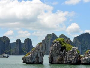 HÀ NỘI – HẠ LONG – CÁP TREO NỮ HOÀNG - HÀ NỘI