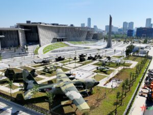 BẢO TÀNG QUÂN SỰ – LÀNG VĂN HOÁ CÁC DÂN TỘC